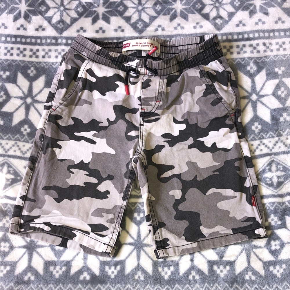 Levi's Boys Gray Camo Shorts